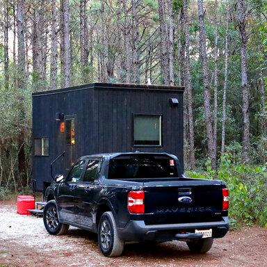 I found a water bottle that fits in the Maverick's door really well   MaverickTruckClub - 2022+ Ford Maverick Pickup Forum, News, Owners,  Discussions